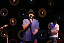 سرپرست گروه بمرانی:کاش سالن برج آزادی پذیرای تعداد بیشتری از مخاطبان بود