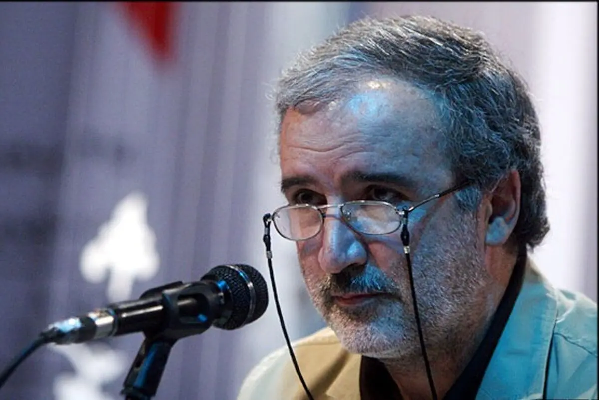 سرهنگی: ادبیات جنگ درهای جنگ را به سوی مردم عادی باز می‌کند