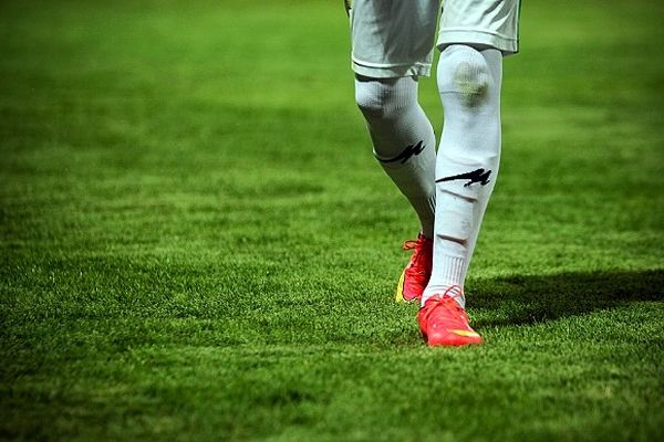 اتفاق ویژه:: حضور دو بازیکن مبتلا به هپاتیت در لیگ برتر تایید شد