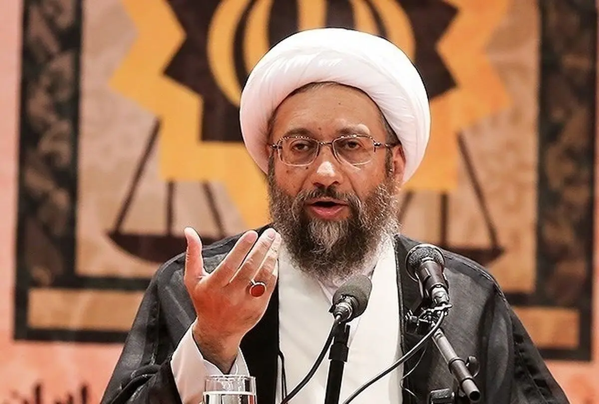 آملی‌لاریجانی:   برای تخریب قوه قضائیه فیلم وداع درست می‌کنند