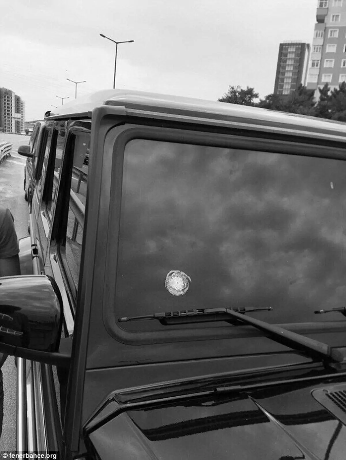 تروریست‌ها در ترکیه به ملی‌پوش فوتبال این کشور حمله کردند