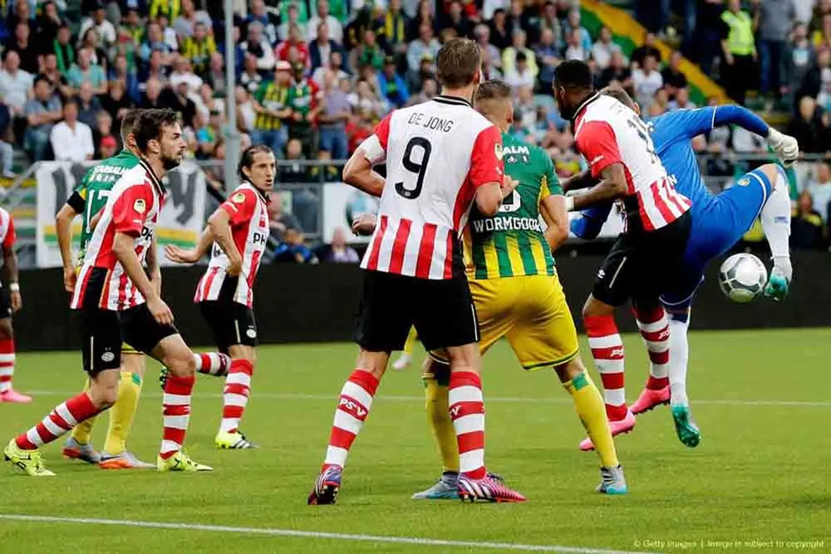 ویدئو:: 
گل باورنکردنی دروازه‌بان تیم هلندی