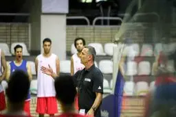 سرمربی تیم ملی بسکتبال، کلینیک آموزشی برگزار می‌کند