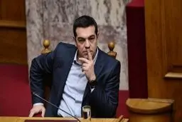 نخست‌وزیر یونان از سمت خود کناره‌گیری کرد