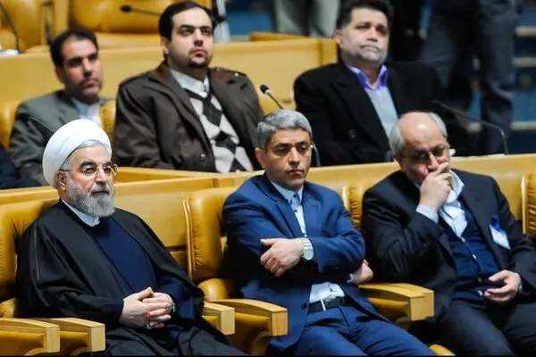 یکماه گذشت؛ حکمی زده نشد؛ آیا رئیس‌جمهور به فکر انحلال شورای رقابت است؟