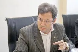 مدیرعامل شرکت بیمه رازی: بازار بکر ایران را با پهن کردن فرش قرمز به بیمه‌گران خارجی  نسپاریم