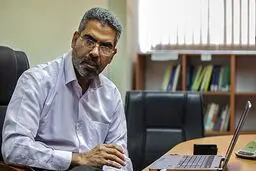 دفاع تمام‌قد صمصامی  از ابلاغیه مالیاتی روحانی: اجرای این قانون سرکشی به حساب‌های مردم نیست