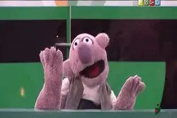 فیلم:: شوخی جناب خان با کلید روحانی!