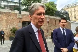 جزئیات دیدار وزیر امور خارجه انگلیس با زنگنه