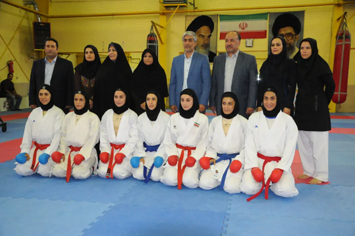 کیومرث هاشمی و رباب شهریان در اردوی تیم ملی کاراته بانوان حضور یافتند