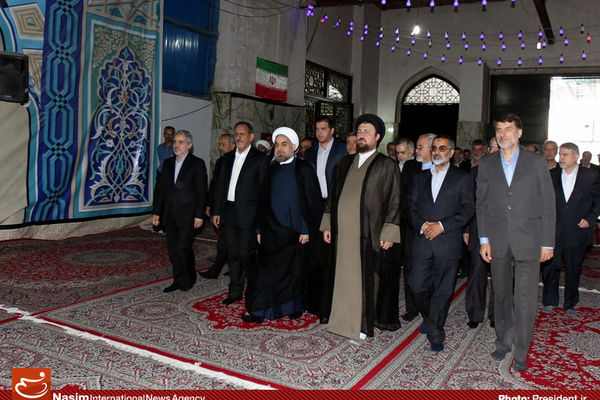 حضور رئیس‌جمهور و اعضای دولت در حرم امام(ره)