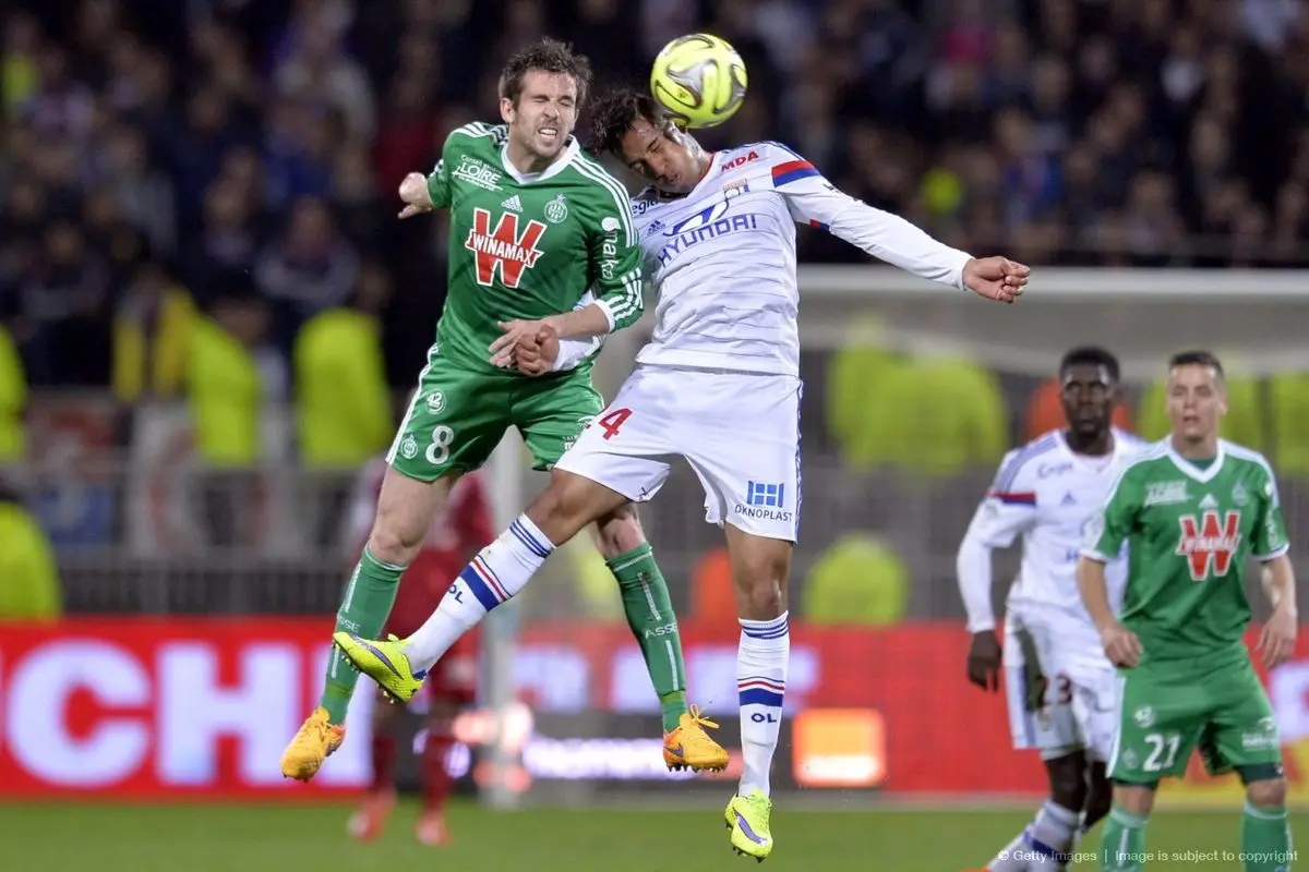 سنت‌اتین برابر  لوریان به برتری دست یافت