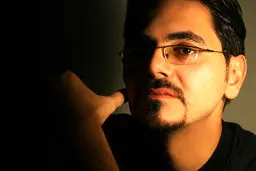 مهران: جشنواره‌ها با بودجه دولتی برگزار می‌شود ولی حمایت دولتی از هنرمندان نداریم