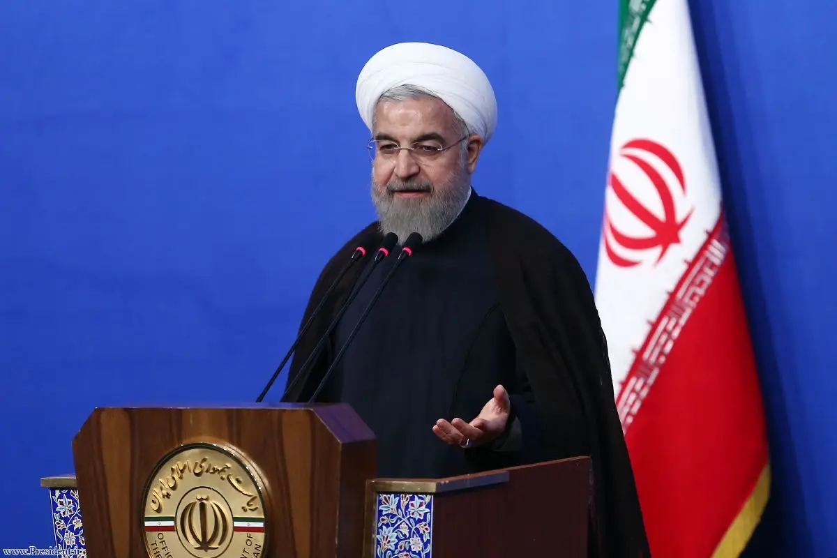 روحانی:  اگر حمایت ملت و راهبری رهبری نبود موضوع هسته‌ای حل نمی‌شد