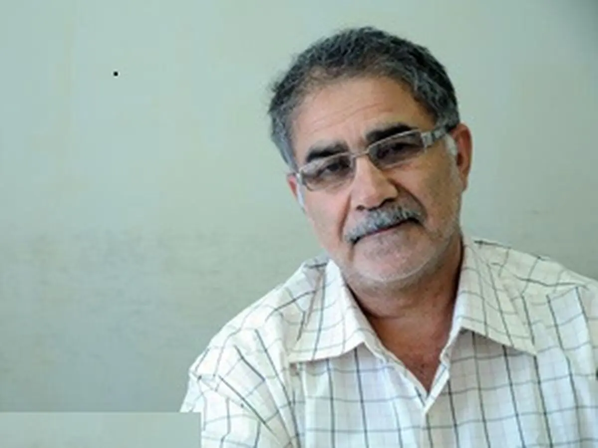 " سی روز با پیامبر" توسط حسین فتاحی نگارش می‌شود
