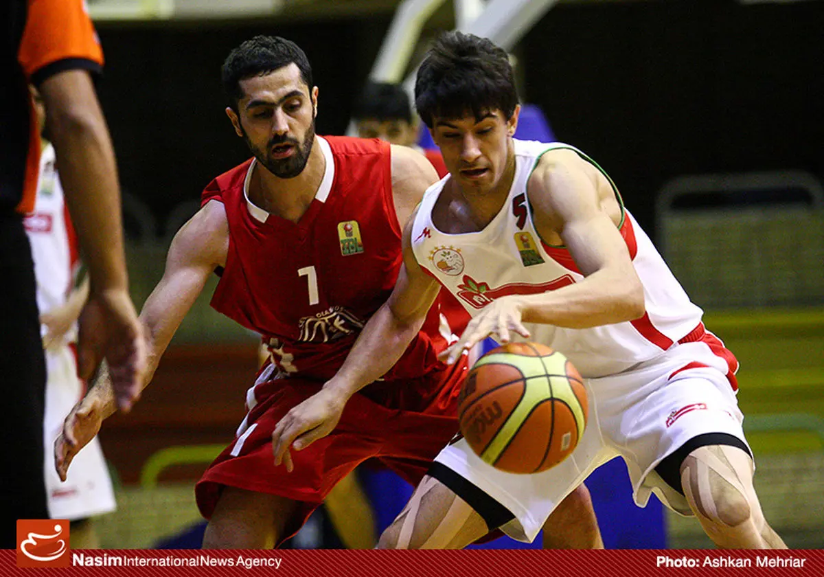 تیم بسکتبال دانشگاه ‌آزاد یک بازیکن مهرام را به خدمت گرفت