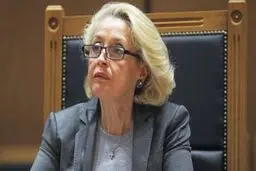 نخست وزیر موقت یونان انتخاب شد