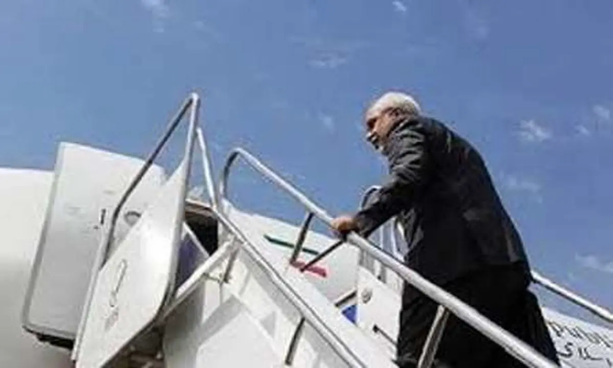 ظریف مسکو را به مقصد تهران ترک کرد