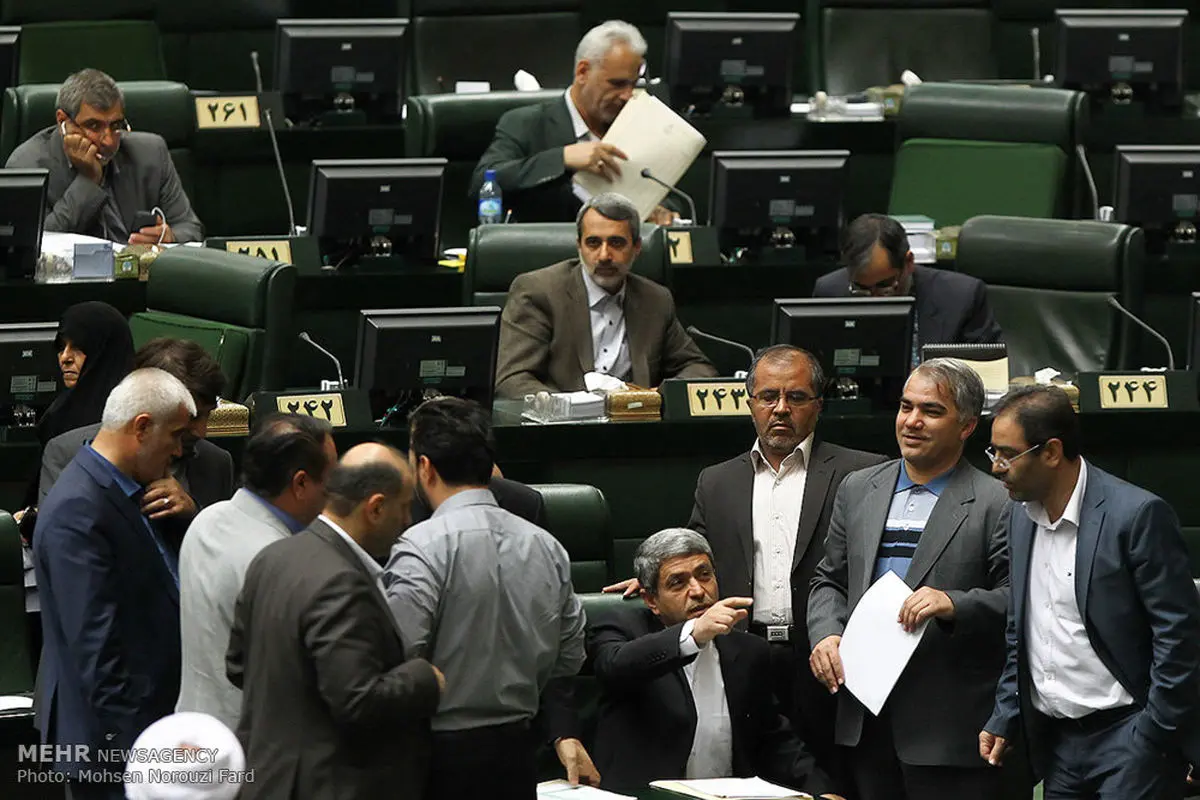 استیضاح کنید! اما نه فقط وزیر اقتصاد را + جدول کارنامه تیم اقتصادی دولت