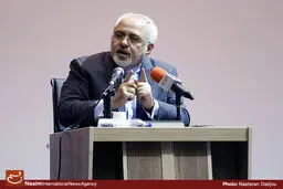 ظریف: امروز انقلاب ارتباطات، تلاش‌های اسرائیل برای ایران‌هراسی را به زمین زده