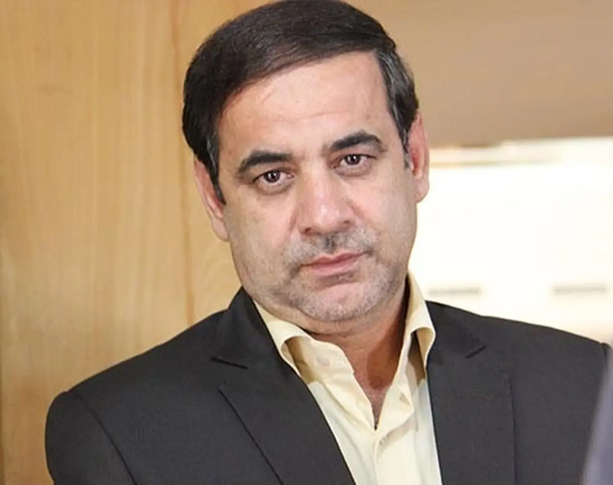 یوسف‌زاده: جلد دوم "آن بیست و سه نفر" را در دست نگارش دارم