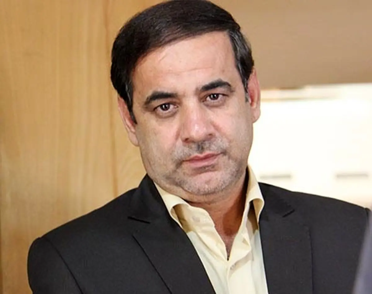 یوسف‌زاده: جلد دوم "آن بیست و سه نفر" را در دست نگارش دارم