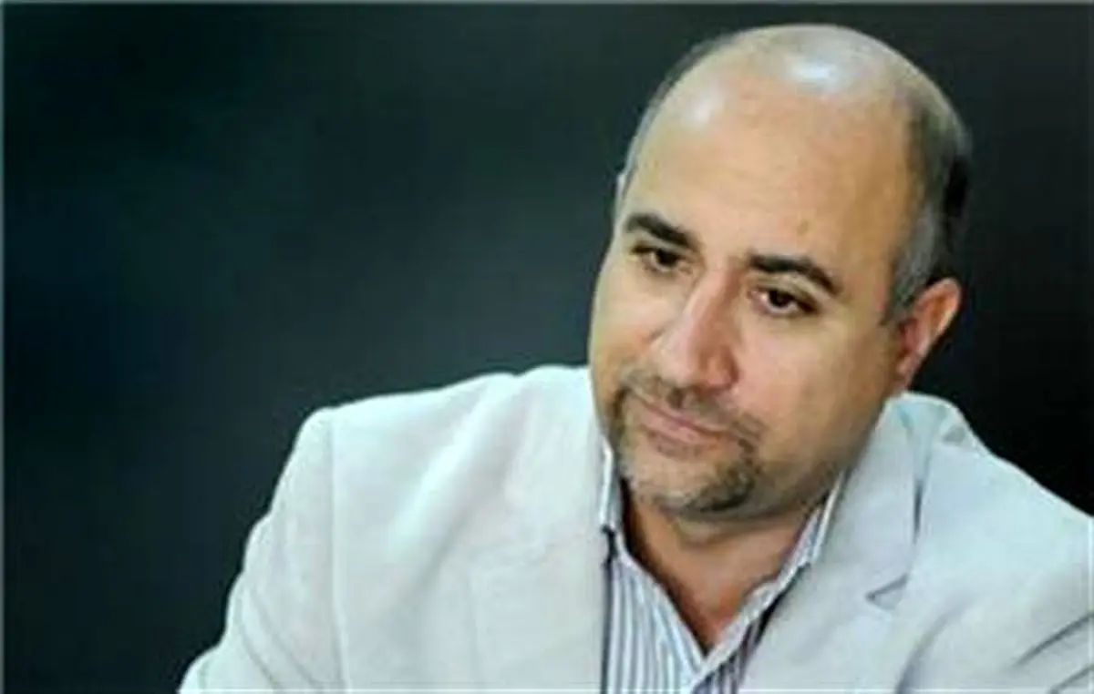 بیابانکی: پرداختن شاعران به غزل عاشقانه جذابیتی ندارد