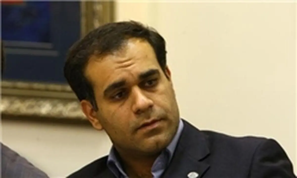 محسن ذوالفقاری دبیر اجرایی پنجمین جشنواره شعر انقلاب شد