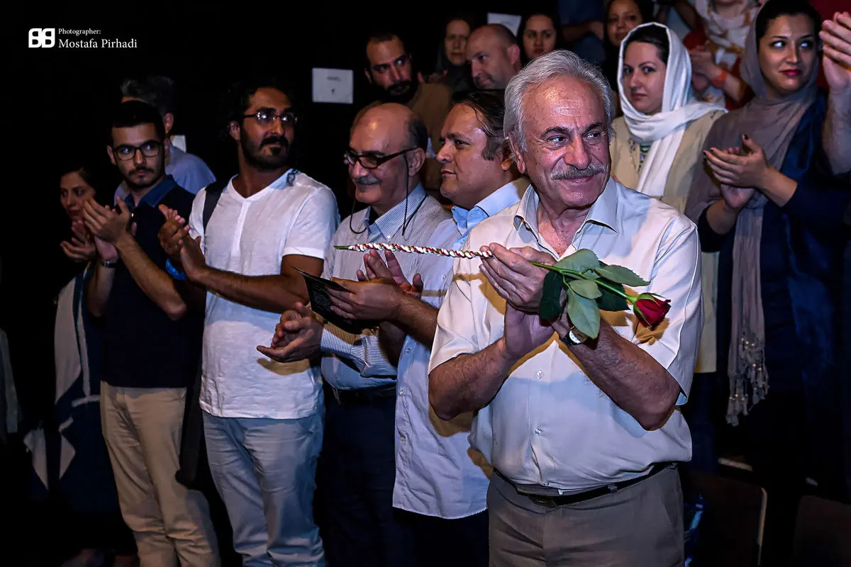 آغاز اجراهای وانیک در تماشاخانه باران با سخنرانی ایرج راد