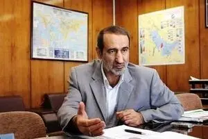 نماینده سابق ایران در اوپک: زنگنه نباید با بی‌تدبیری به نفت کشور ضربه بزند