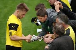 بروسیا دورتموند یکی از هافبک‌های خود را قرض می‌دهد