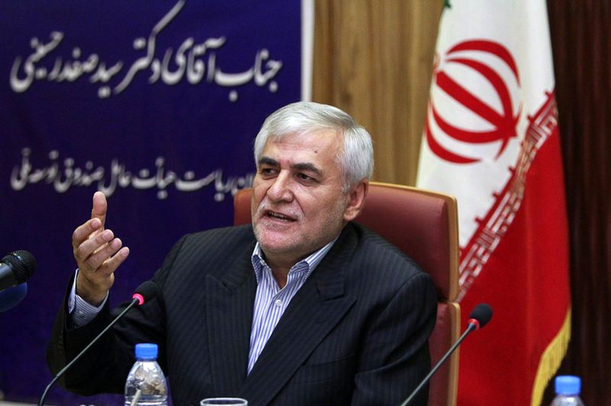 صفدر حسینی: بانک مرکزی برای استفاده بخش خصوصی از منابع صندوق توسعه ملی کار شکنی می‌‌کند