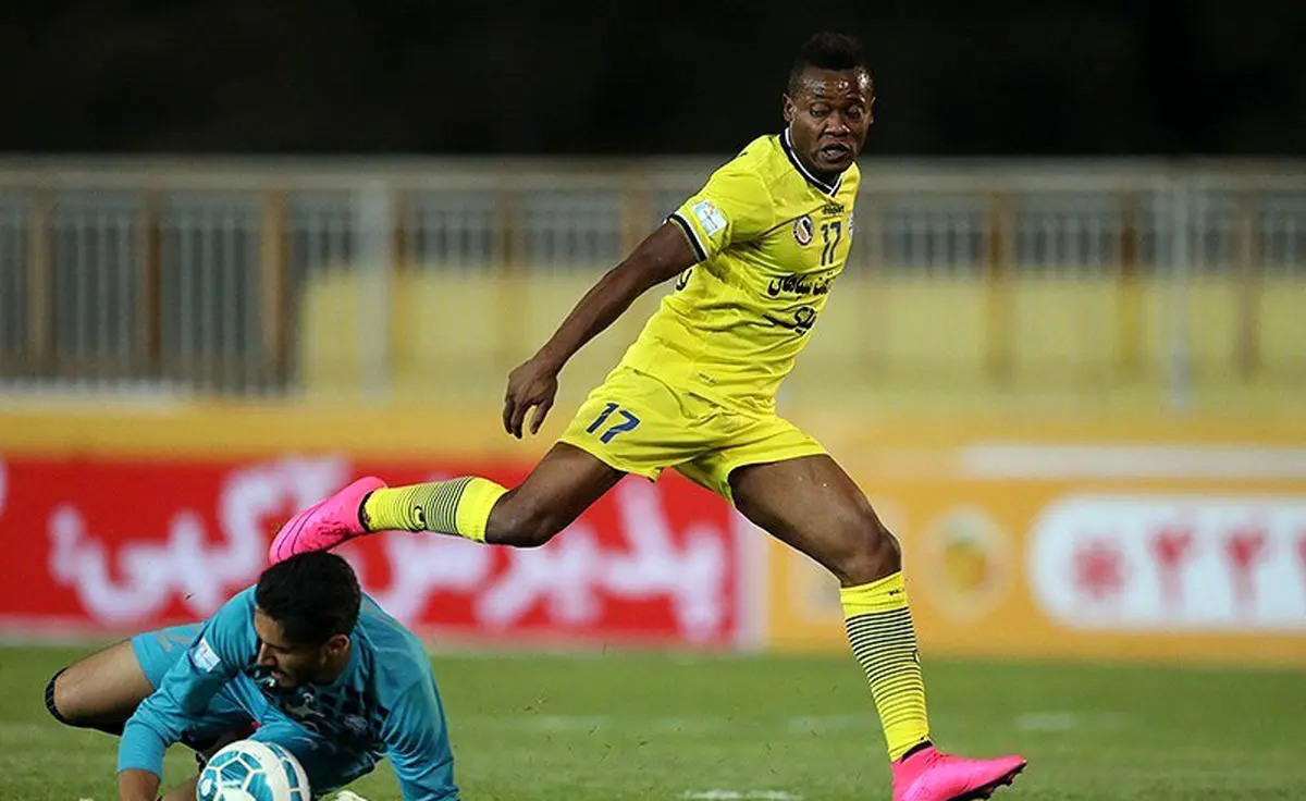 نانگ: حق اشتباه نداریم