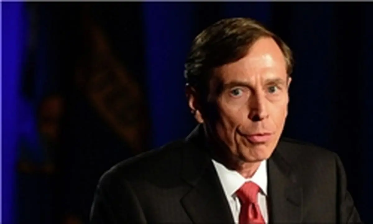 "پترائوس": برای شکست داعش باید از القاعده کمک گرفت