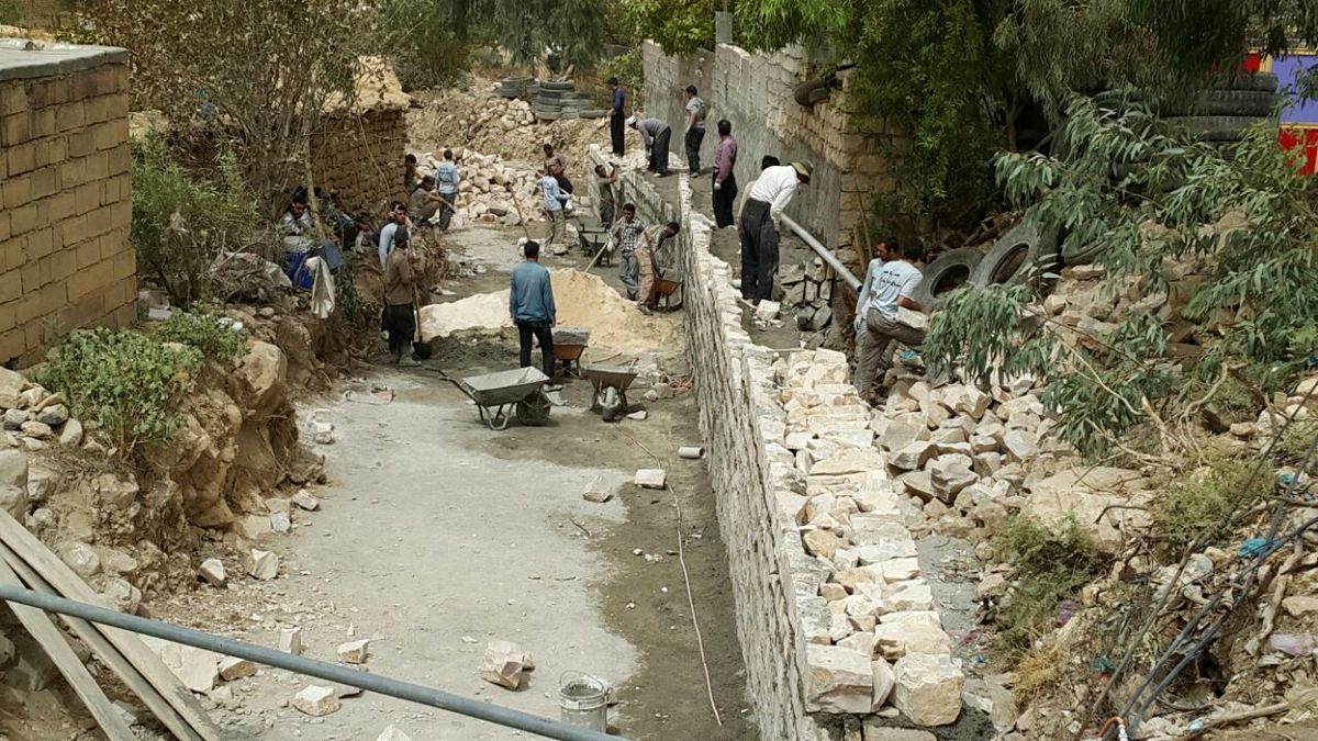 مشکل زیرساخت روستاهای غرب کشور مرتفع می‌شود