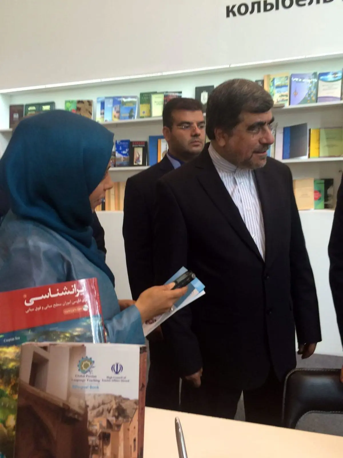 نظر وزیر ارشاد در خصوص فعالیت بنیاد سعدی