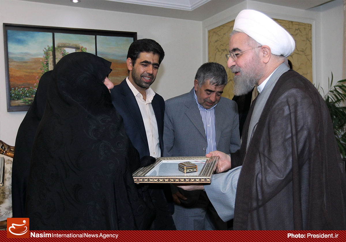 گزارش تصویری:: دیدار رئیس‌جمهور با خانواده شهیدان قمی