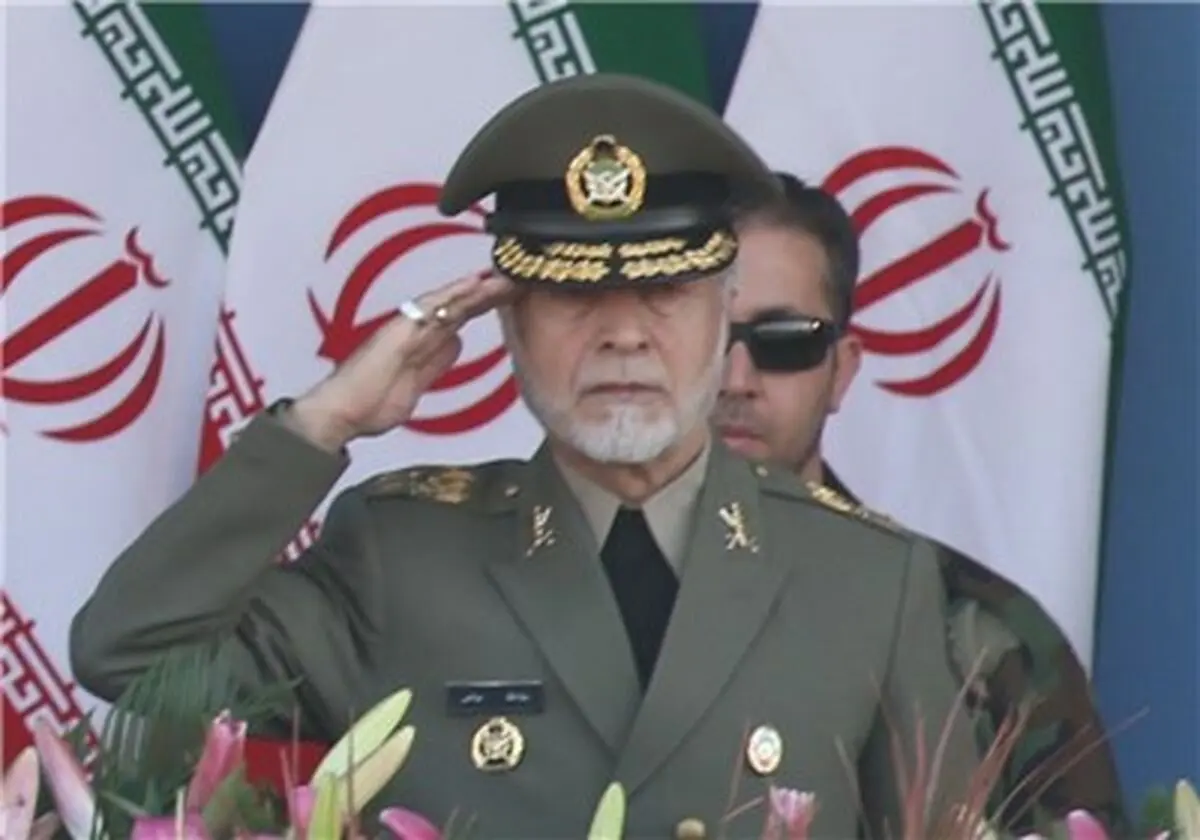 سرلشکر صالحی: سربازان پدافند باید  هر لحظه  آماده دفاع باشند