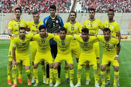 بخشی از مطالبات مالی اعضای تیم فوتبال باشگاه نفت در اختیار این  باشگاه قرار گرفت