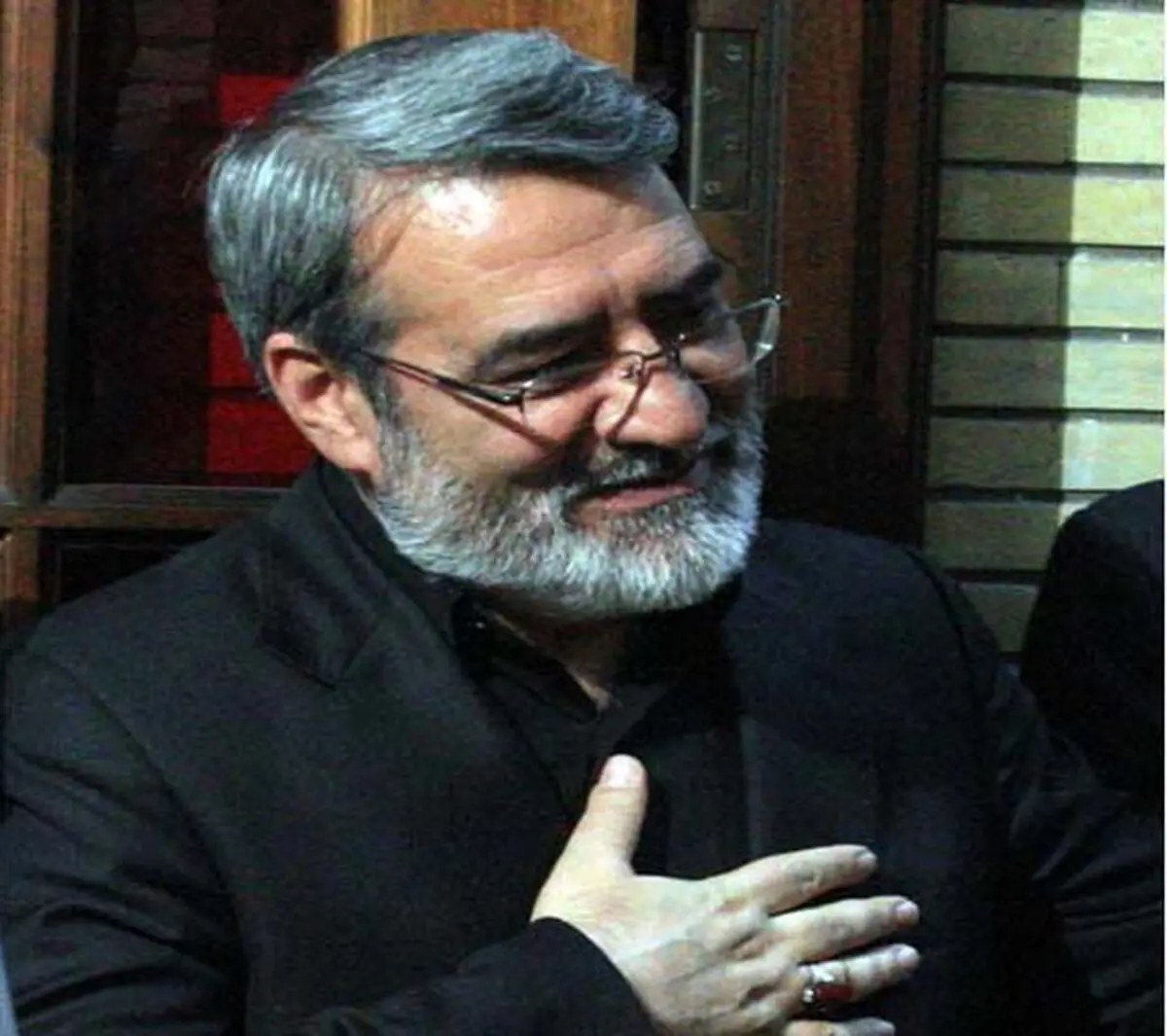 وزیر کشور در پیامی از ابراز همدردی‌ها در پی درگذشت بردارش تشکر کرد