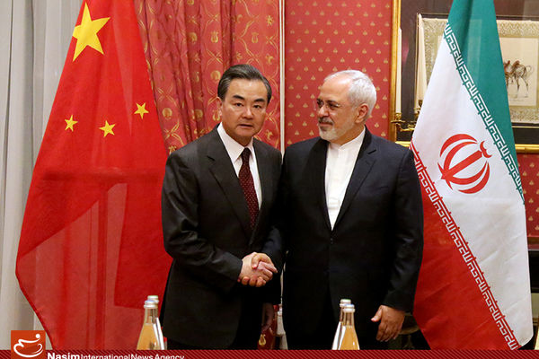 وانگ یی: چین آماده‌ است پس از توافق   با ایران در همه حوزه‌ها بحث و گفتگو کند