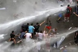 درگیری پلیس با معترضان لبنانی پنج زخمی برجای گذاشت