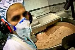 کشف چهارتن خمیر گوشت و همبرگر فاسد در تهران