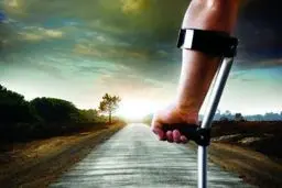 امکان راه‌رفتن معلولان بدون عمل جراحی فراهم شد