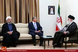 گزارش تصویری:: دیدار رئیس‌جمهور قرقیزستان با رهبر معظم انقلاب