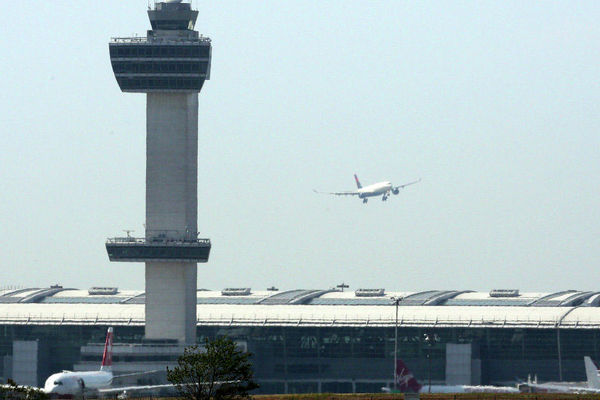 جزئیات دعوای شرکت فرودگاه‌ها با شرکت‌های هوایی