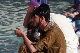 رطوبت هوا در آبادان به ۹۲ درصد رسید