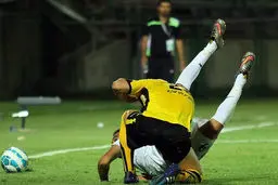 سوژه روز:: هشدار به بازیکنان قلیانی، سیگاری و ترامادولی لیگ‌بر‌تر!