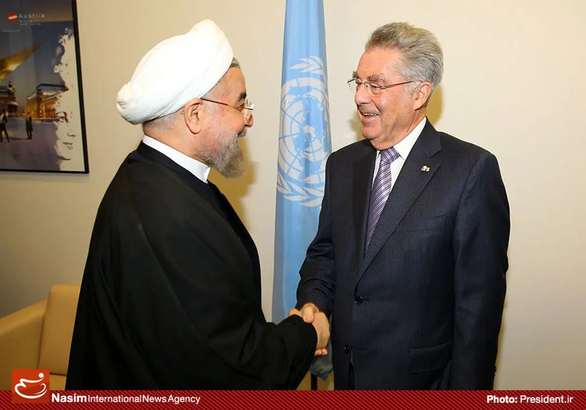 رئیس‌جمهور اتریش: تلاش می‌کنیم با ایران پل ارتباطی بزنیم اما از حقوق‌بشر نمی‌گذریم!
