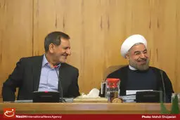 استقبال دشمن از دهن‌کجی دولت به قانون اساسی